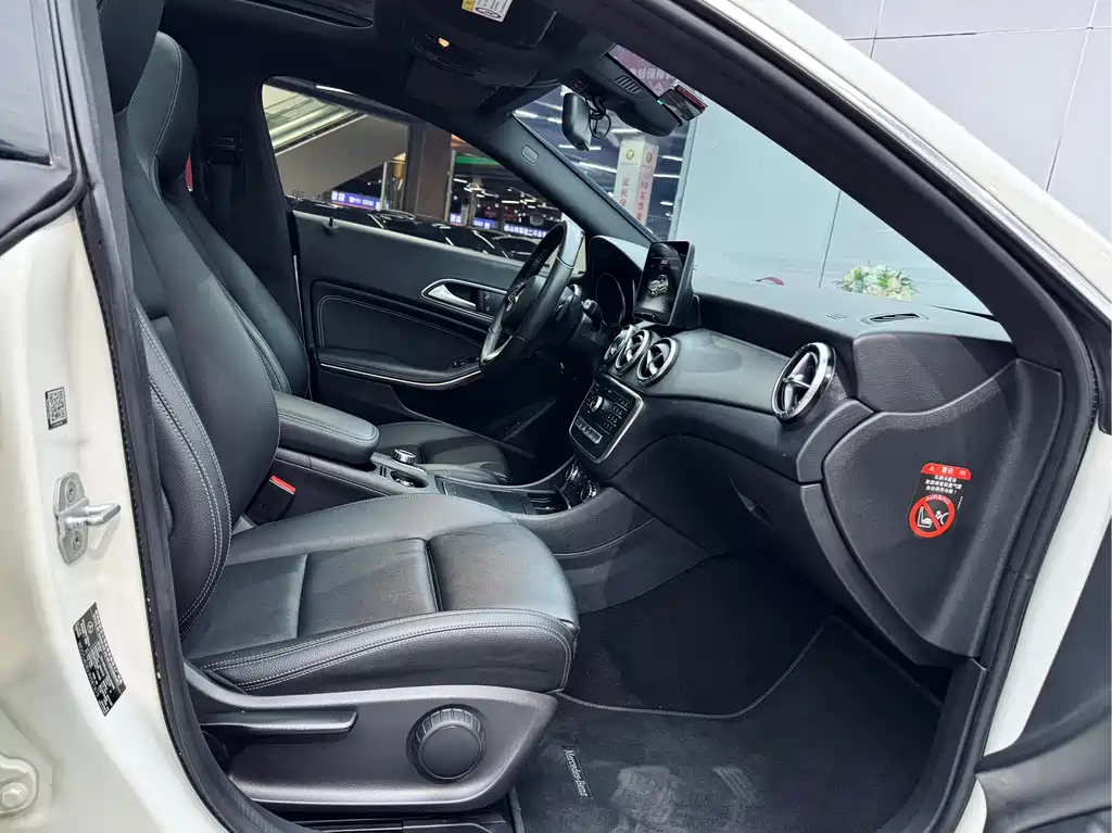 Mercedes-Benz CLA 2018 — фото 14