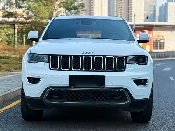 Jeep Grand Cherokee 2021