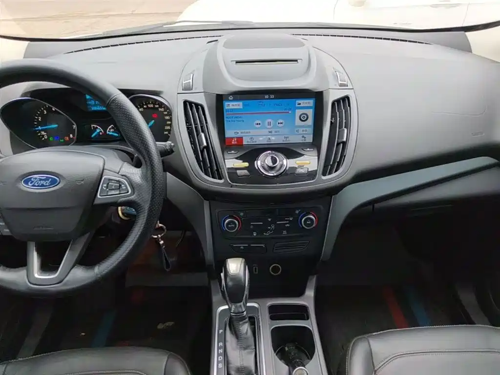 Ford Kuga 2018 — фото 13