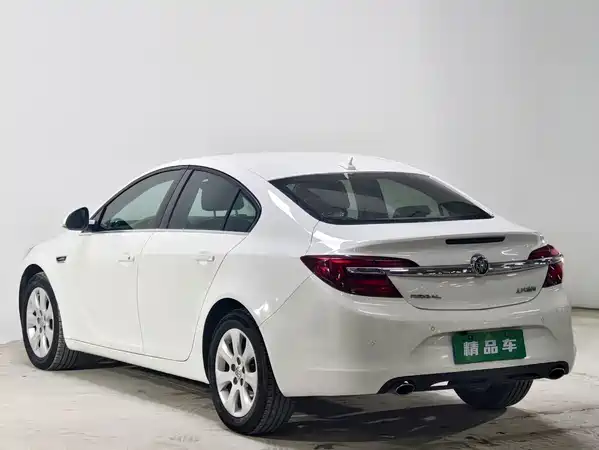 Buick Regal 2016