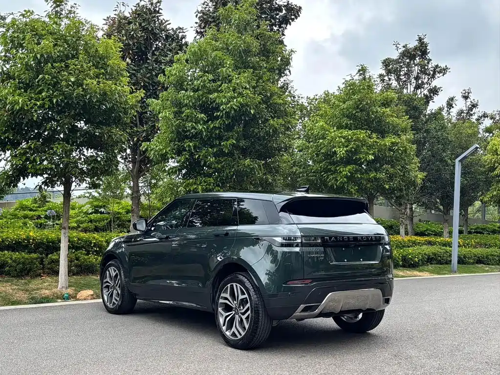 Land Rover Range Rover Evoque 2023 — фото 6