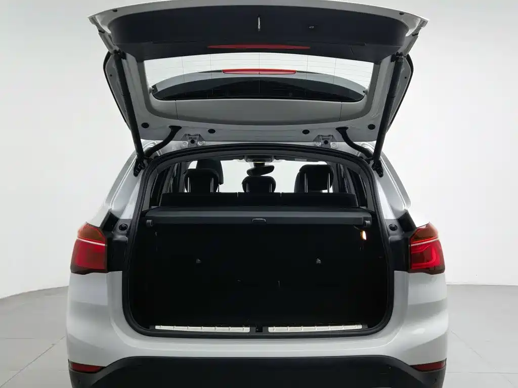 BMW X1 2017 — фото 16