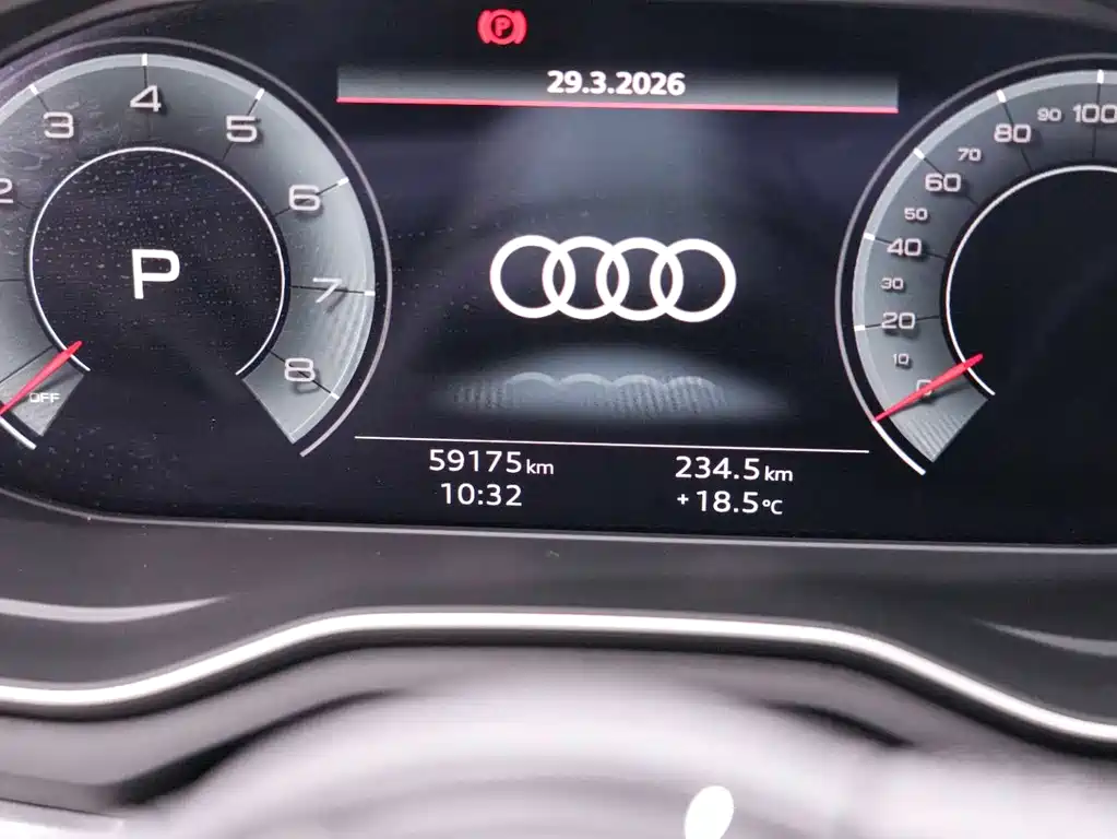 Audi A4L 2022 — фото 15
