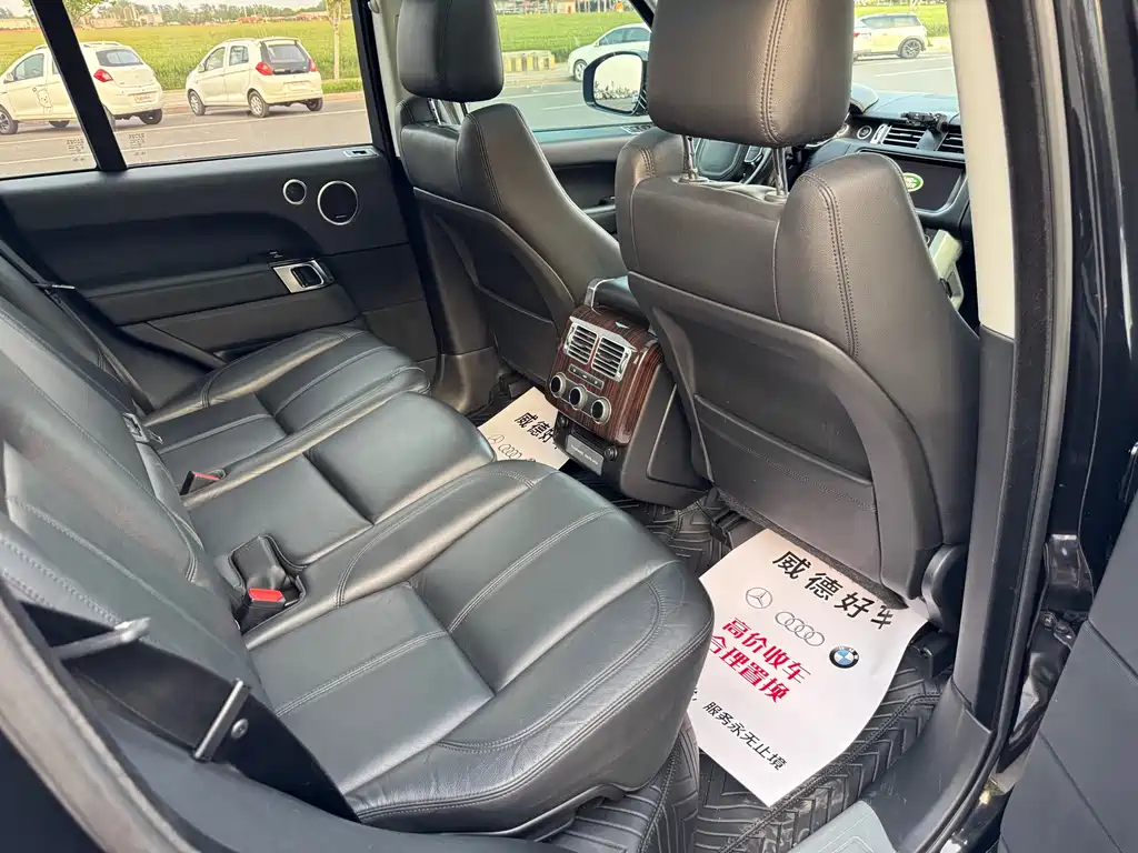 Land Rover Range Rover 2018 — фото 12