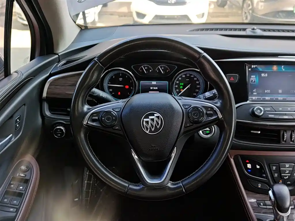 Buick Envision Plus 2016 — фото 11