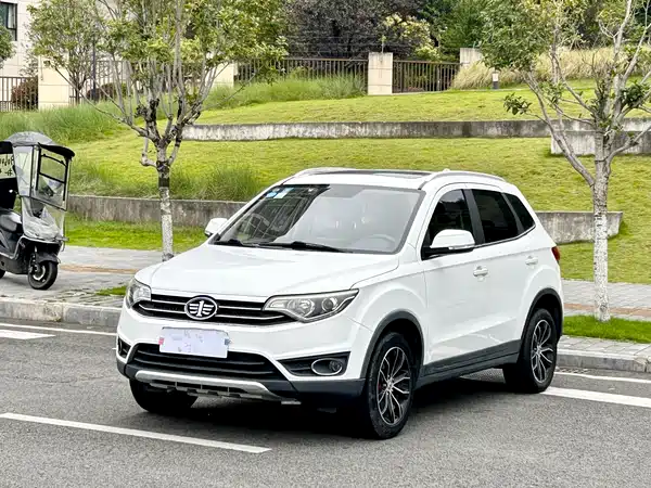 FAW Senya R7 2017