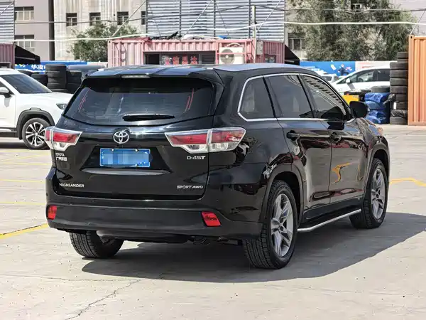 Toyota Highlander 2016