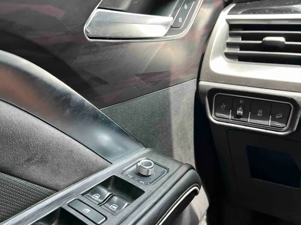 Haval H6 2023 — фото 13