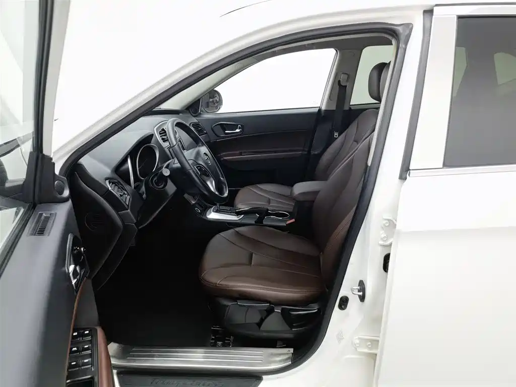GAC Motor Trumpchi GS5 2014 — фото 10