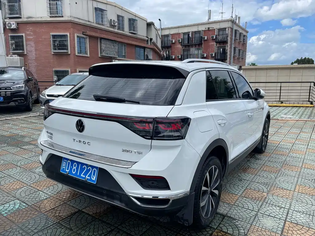 Volkswagen T-Roc 2024 — фото 15
