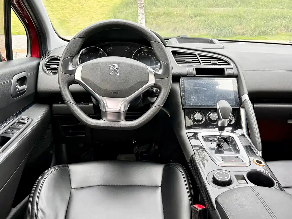Peugeot 3008 2016 — фото 16