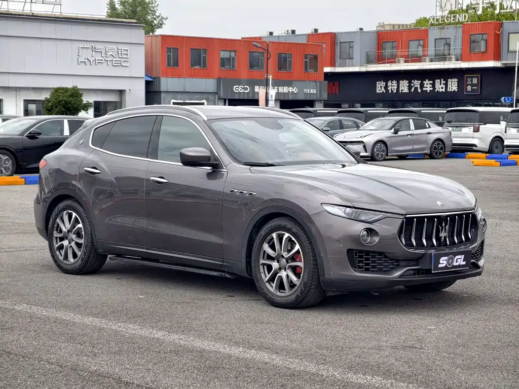 Maserati Levante 2017 — фото 3