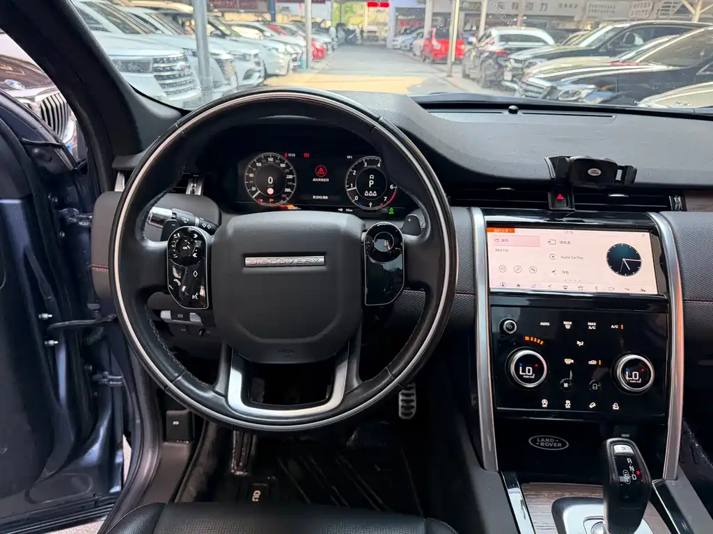 Land Rover Discovery Sport 2021 — фото 13