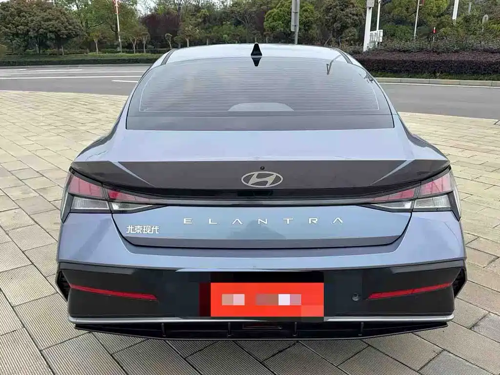 Hyundai Elantra 2024 — фото 4