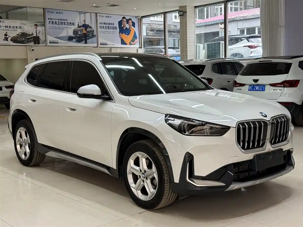 BMW X1 2023 — фото 3