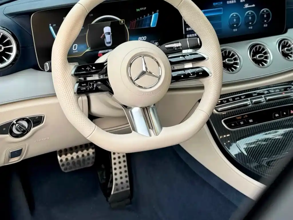 Mercedes-Benz E-Class 2021