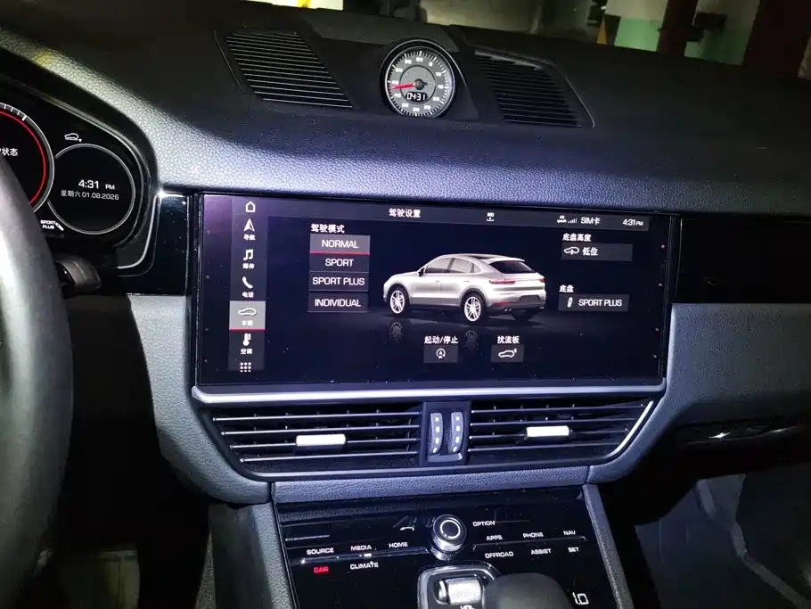 Porsche Cayenne 2019 — фото 13
