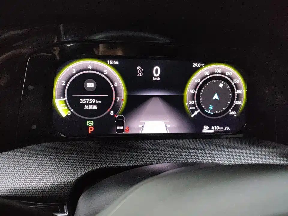Volkswagen Golf 2025