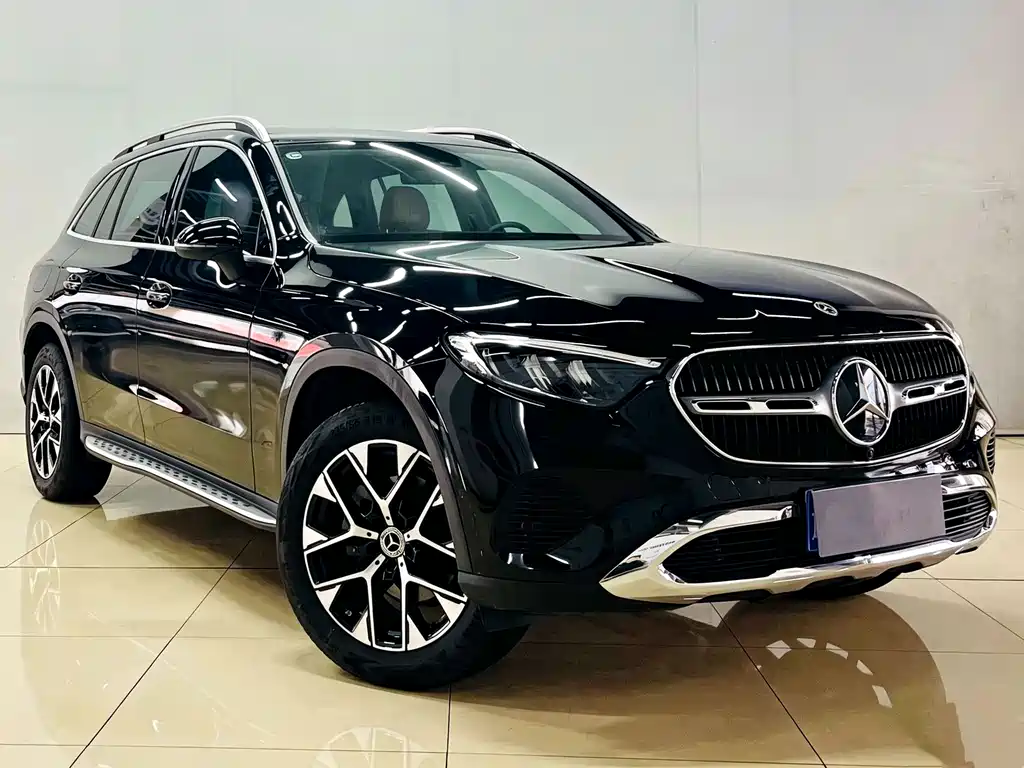 Mercedes-Benz GLC 2023