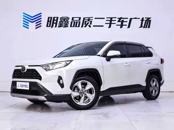 Toyota RAV4 2021