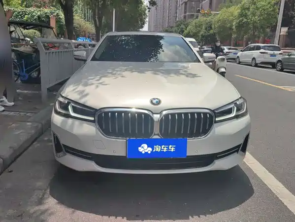 BMW 5 Series 2022