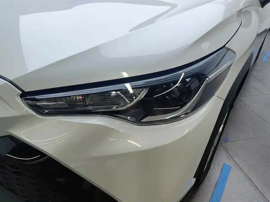 Toyota Frontlander 2024