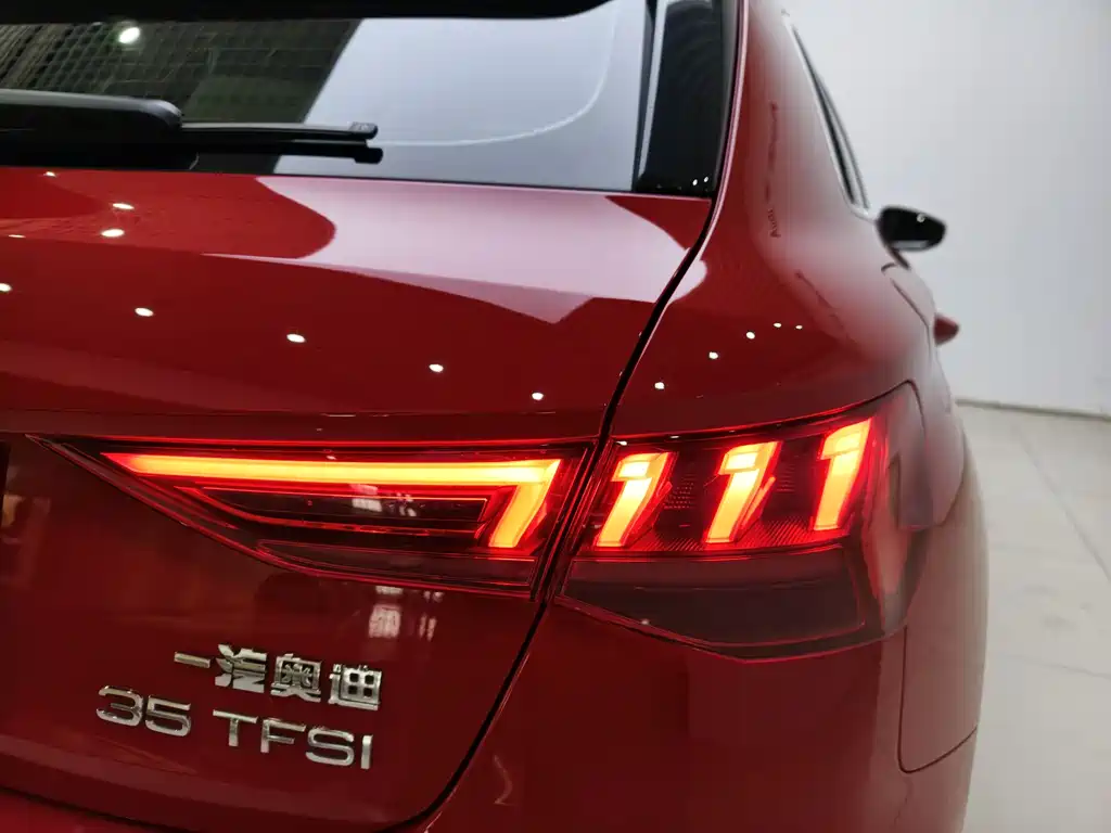 Audi A3 2021 — фото 14