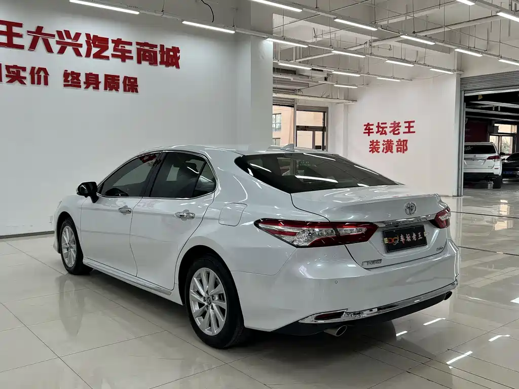 Toyota Camry 2023