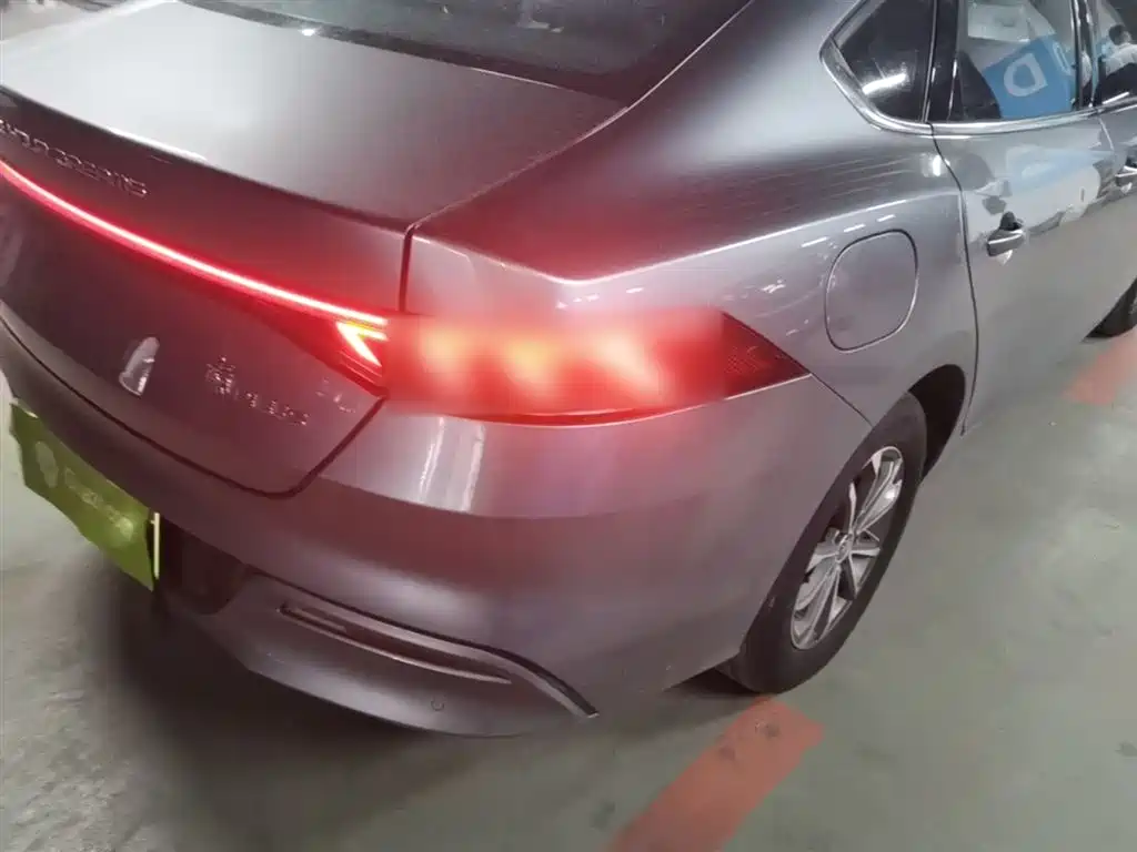 BYD Qin PLUS 2023 — фото 8