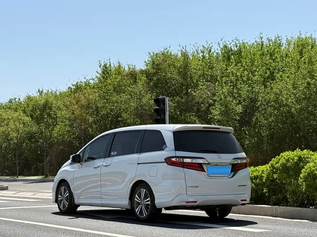 Honda Odyssey 2019 — фото 4