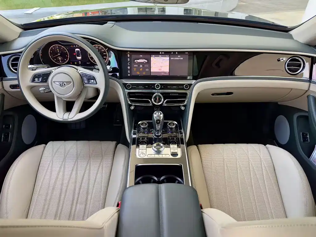 Bentley Flying Spur 2022 — фото 15