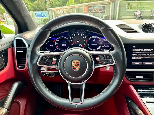 Porsche Cayenne 2019