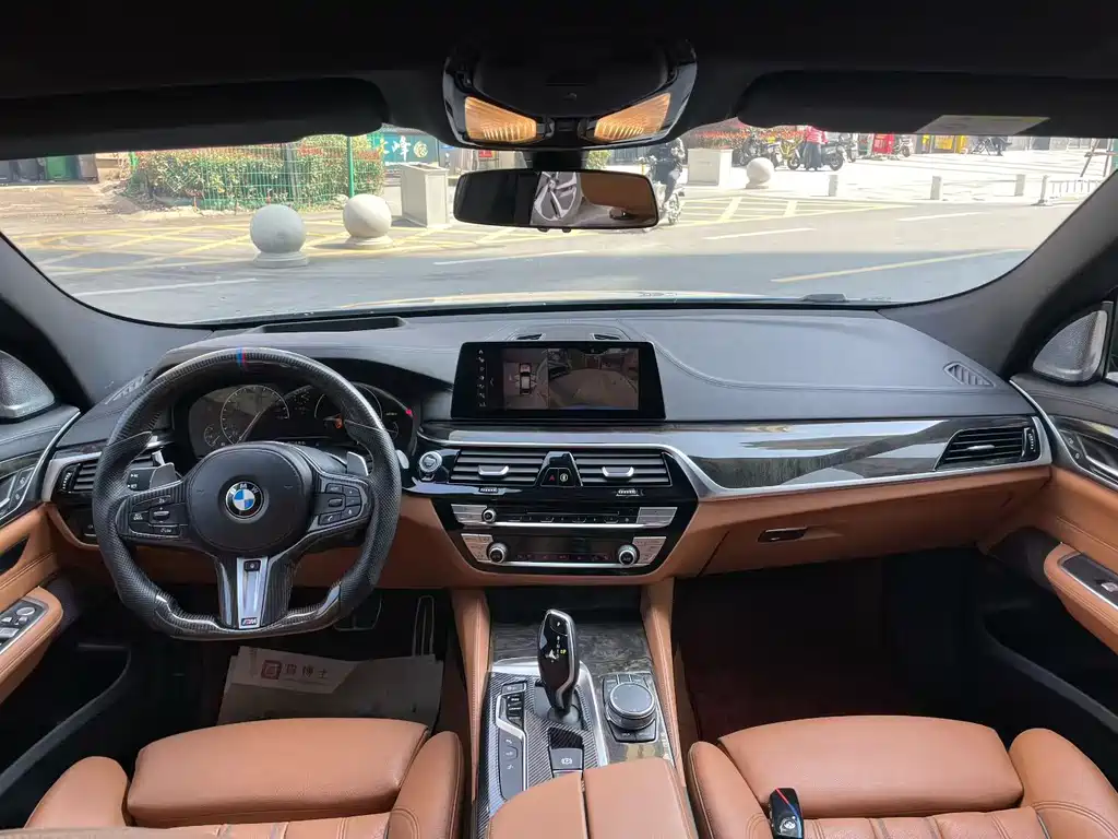 BMW 6 Series GT 2019 — фото 6