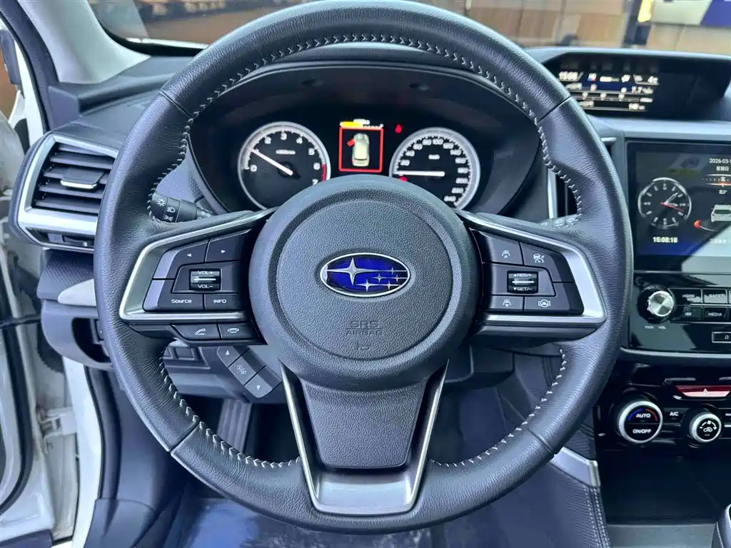 Subaru Forester 2023 — фото 15