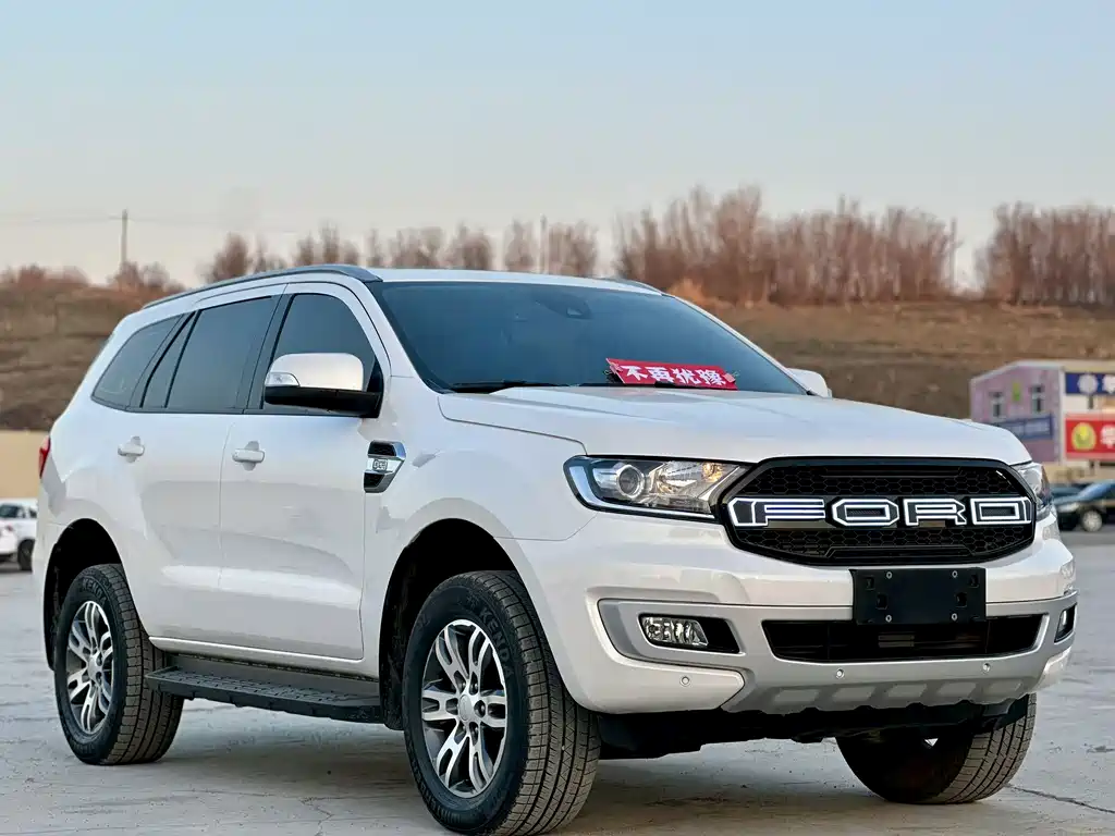 Ford Everest 2021 — фото 3