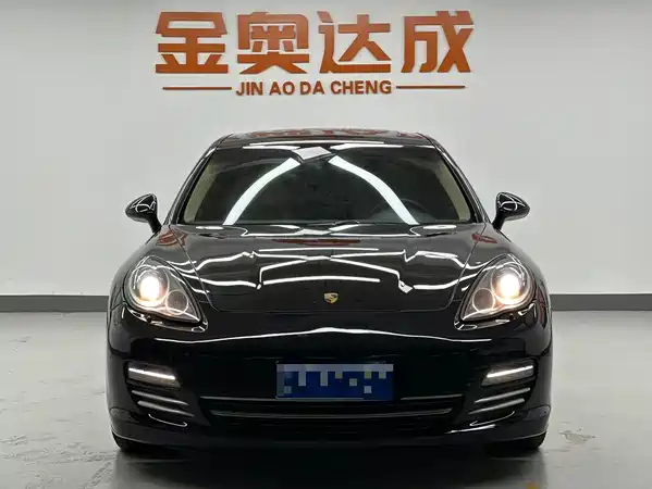 Porsche Panamera 2013