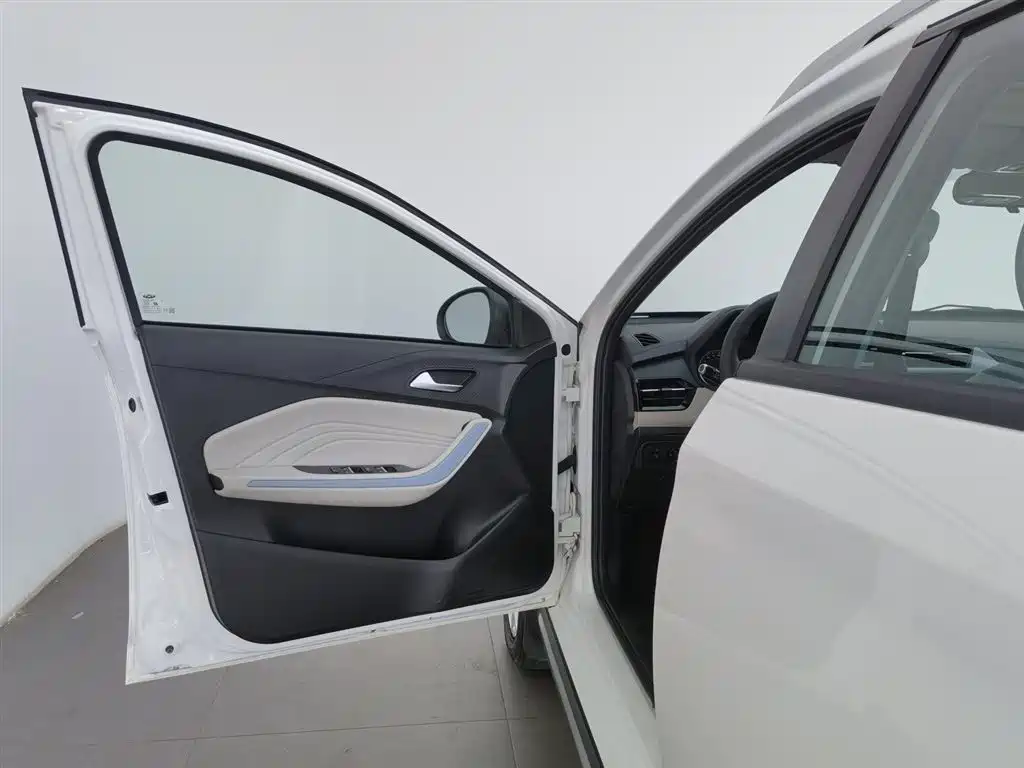Chery Tiggo 3x 2022 — фото 8