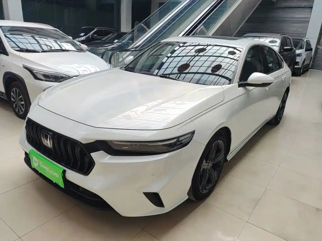 Honda Inspire 2024 — фото 1