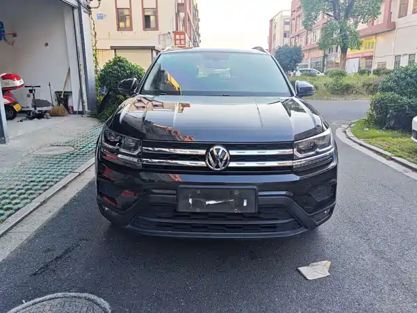 Volkswagen Tharu 2019