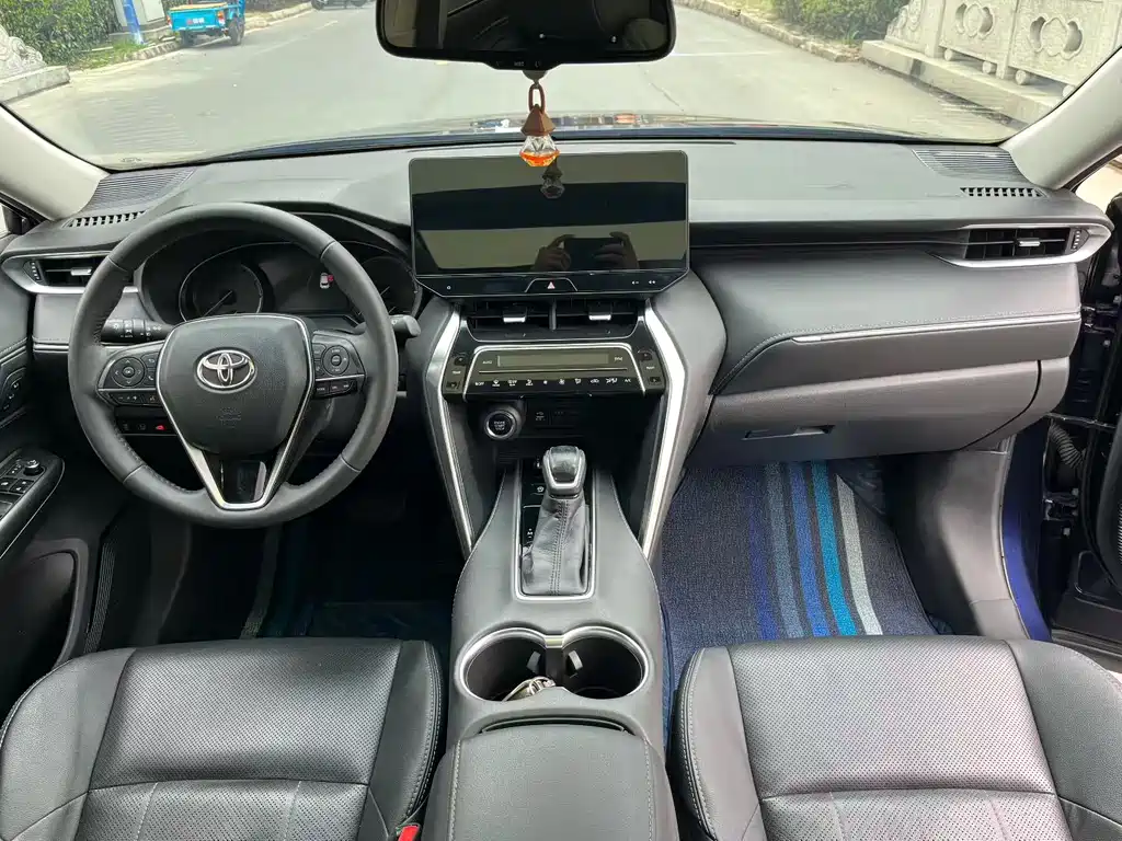 Toyota Harrier 2022 — фото 9