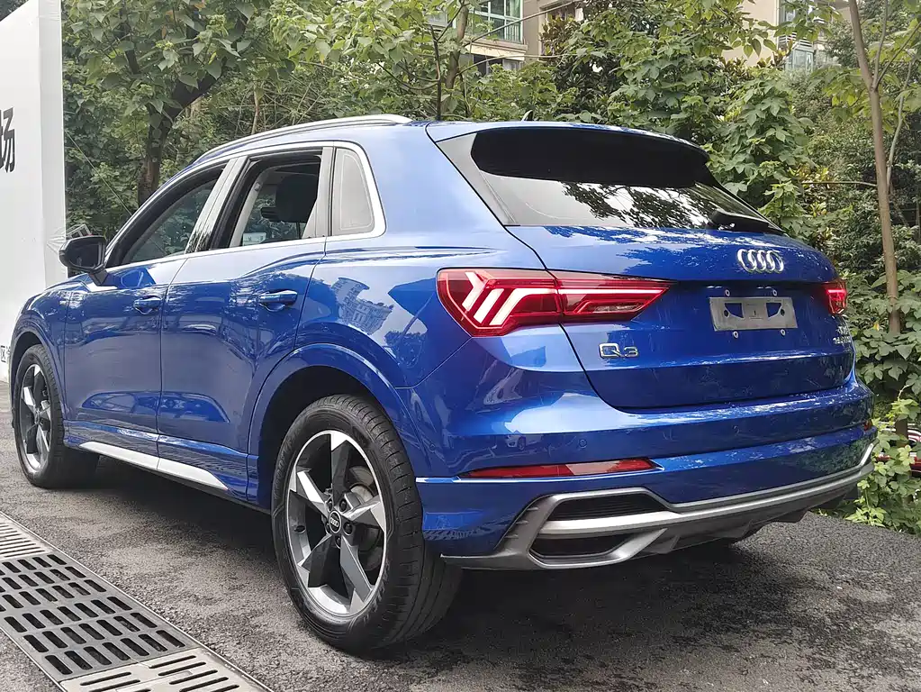 Audi Q3 2022 — фото 6