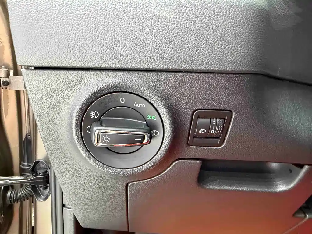 Skoda Karoq 2023 — фото 9