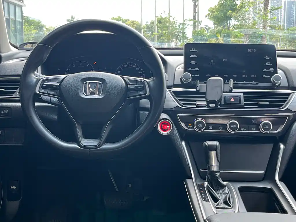 Honda Inspire 2019 — фото 11