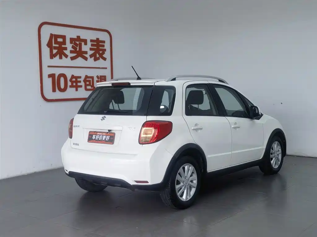 Suzuki SX4 2014 — фото 2