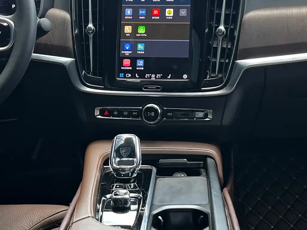 Volvo S90 2024 — фото 13