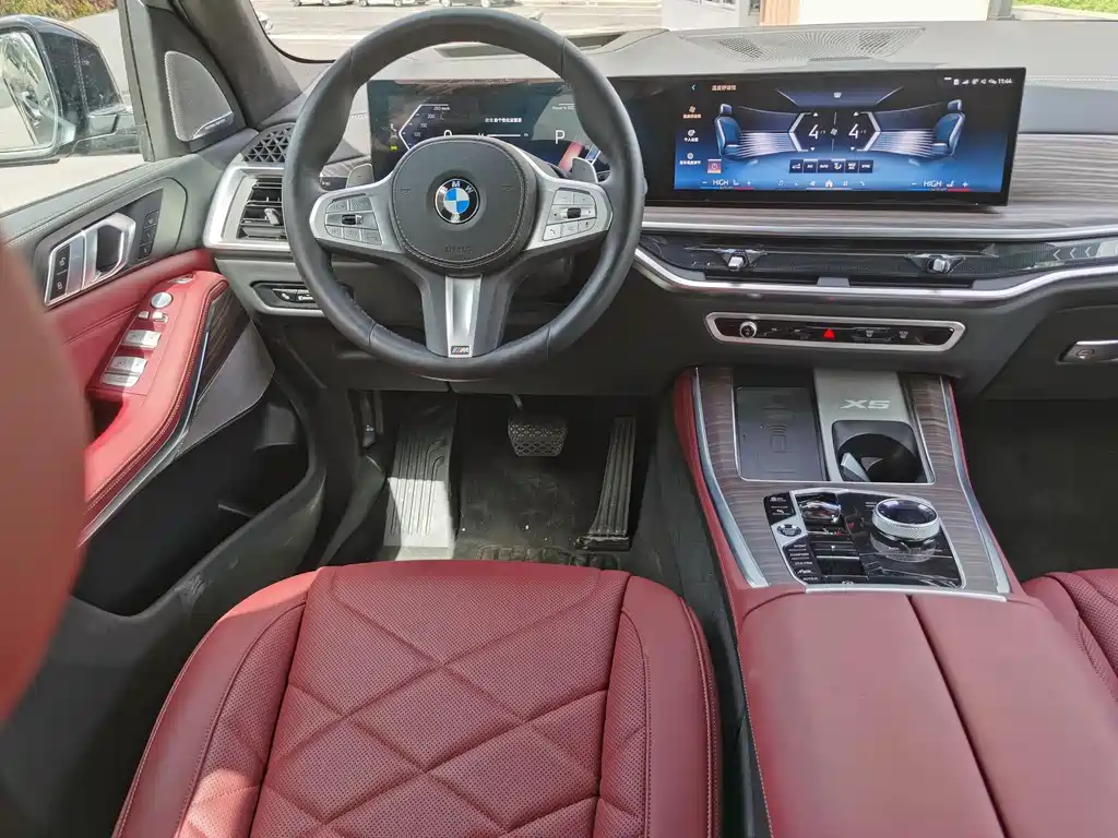 BMW X5 2025 — фото 17