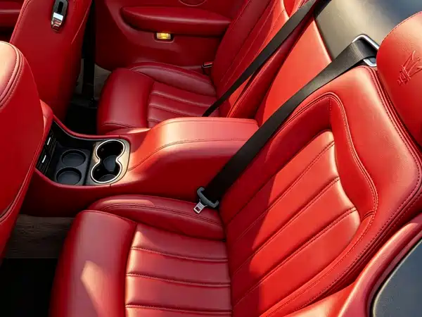 Maserati Grancabrio 2012