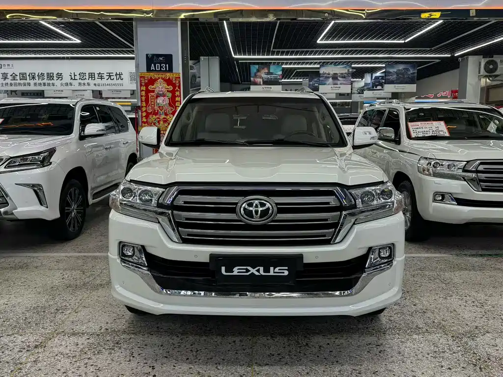 Toyota Land Cruiser 2020 — фото 2