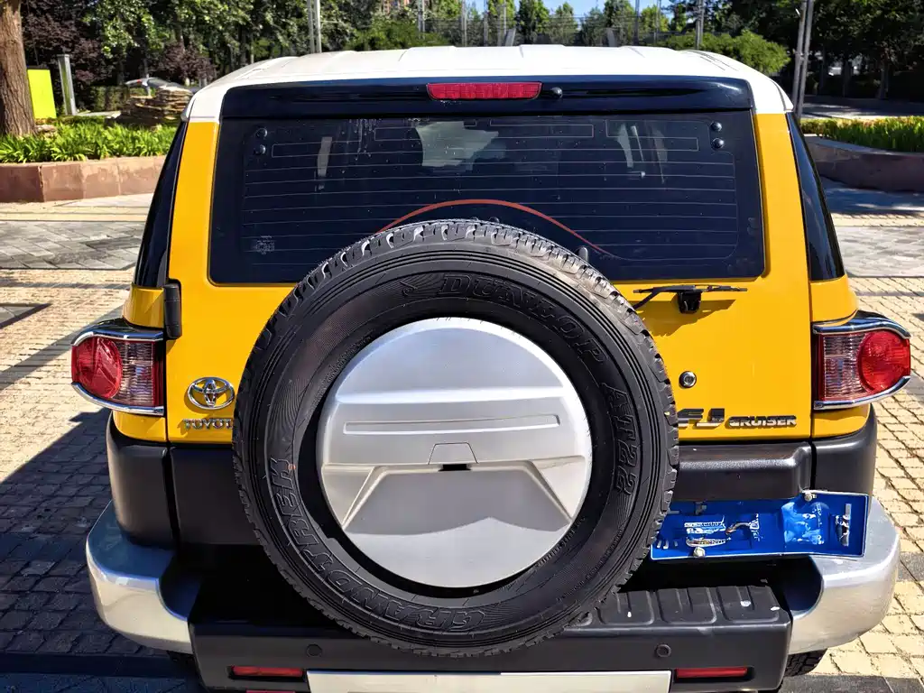 Toyota FJ Cruiser 2019 — фото 13