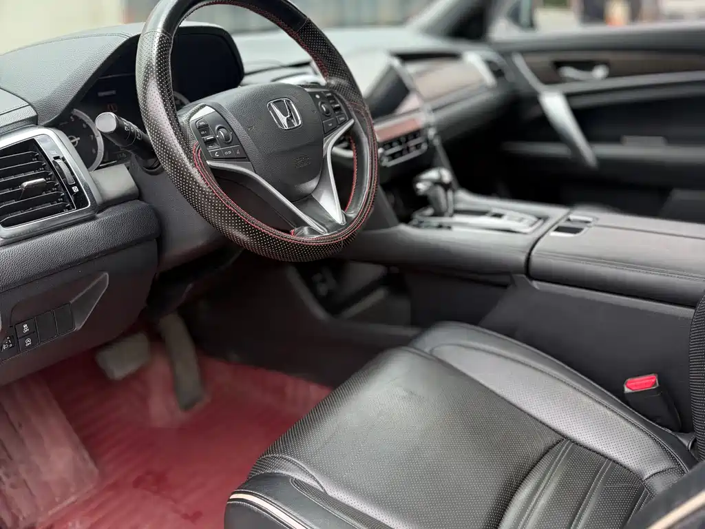 Honda UR-V 2017 — фото 15